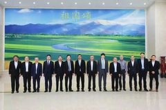共赢发展！正大集团资深副董事长杨小平一行莅临牧原参观交流