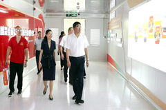 壮大实体经济，推动高质量发展！贵港市市委书记、市长朱会东莅临扬翔食品调研