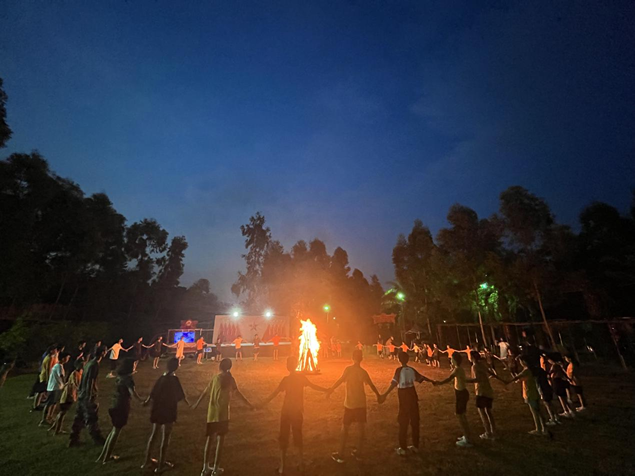 篝火晚会