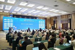 分析研判未来生猪产业发展趋势、创新动向、转型升级路径！铁骑力士与院士专家同台“论道”