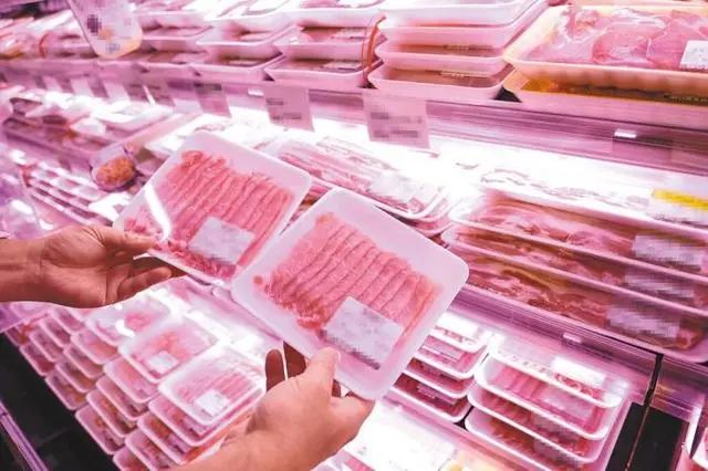 一地数十家餐饮店买到不明来源的美国猪肉，俄罗斯猪肉即将进入中国