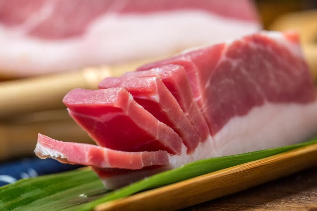 10月25日全国农产品批发市场猪肉平均价格为20.97元/公斤，上升0.1%
