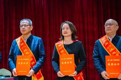 再获官方认可！扬翔荣获两项广西慈善奖