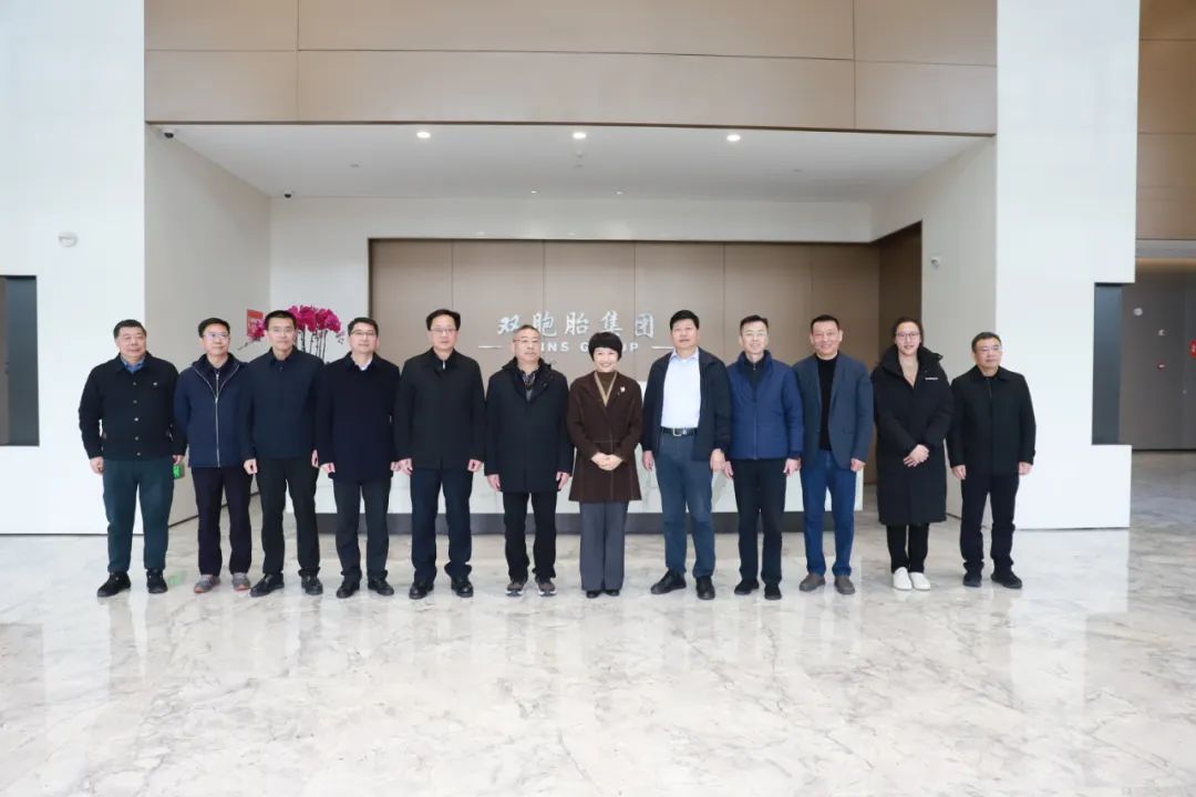 切实解决企业发展困难，江西省副省长卢小青莅临双胞胎集团调研！