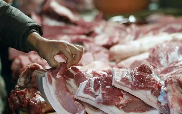 2024年04月23日全国各省市白条猪肉批发均价报价表，天气转热，不利于鲜品猪肉走货，或抑制猪肉价格上涨？