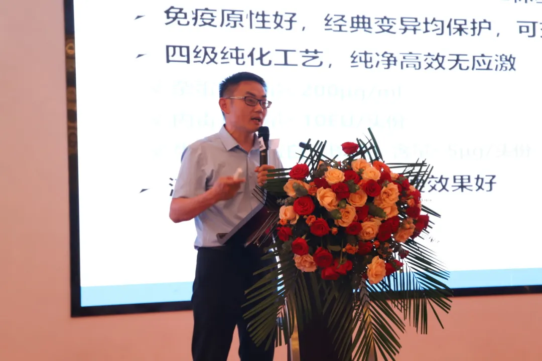 黄曾明