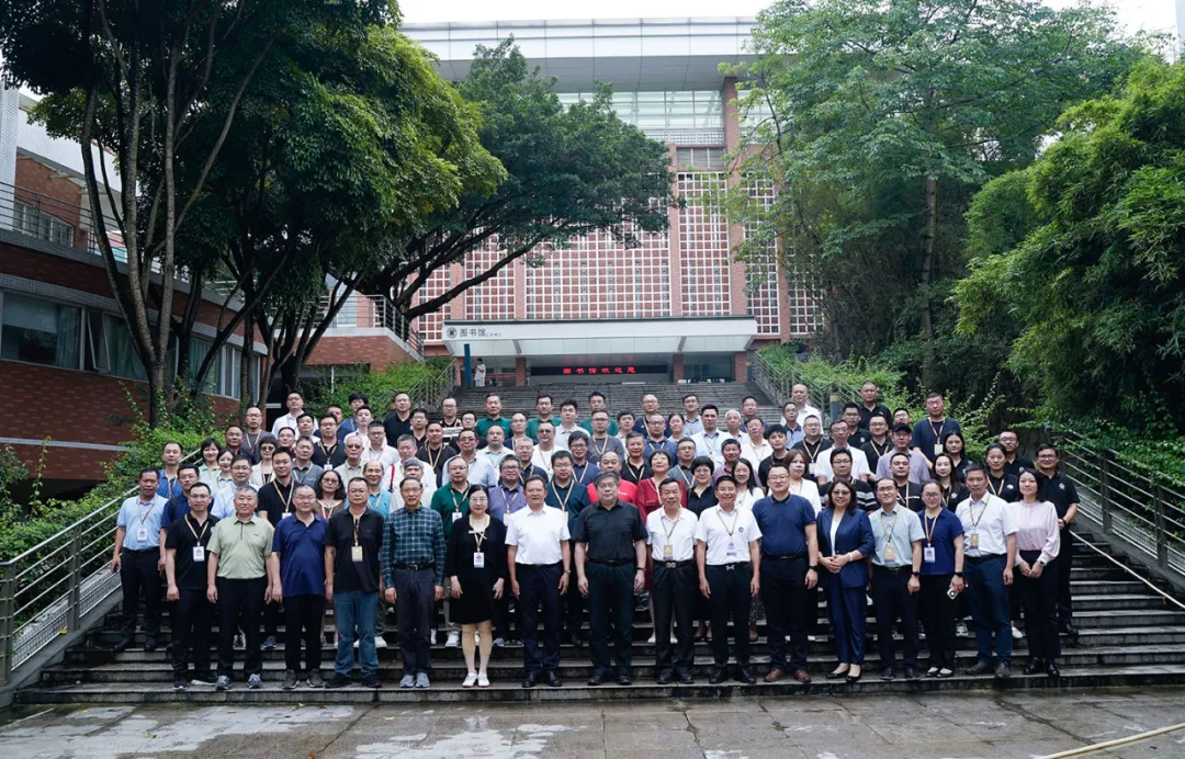 祝贺！第五届中国好种猪健康育种创新大会暨蓝耳病临床防控高峰论坛在华南农业大学成功举办
