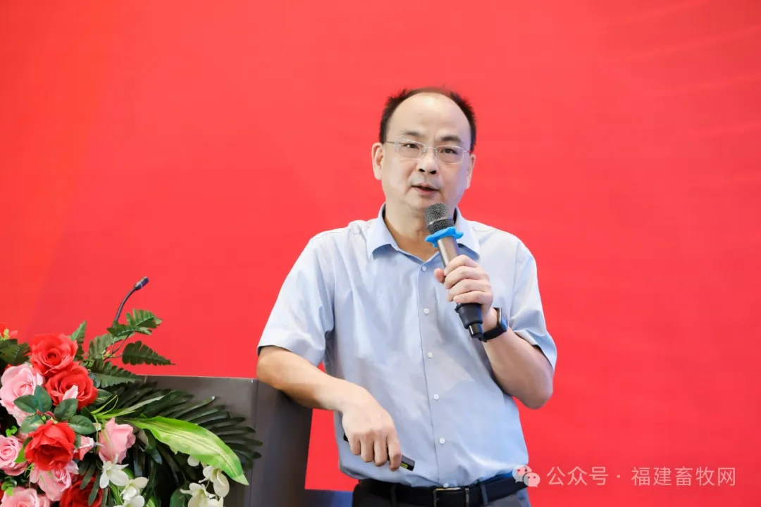 黄宏源