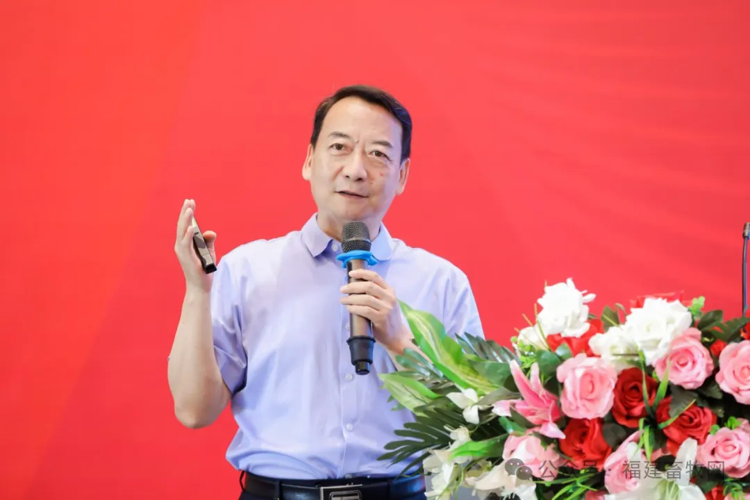杨汉春
