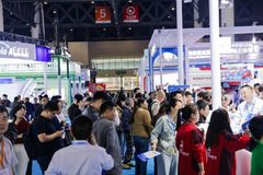 150场专题演讲，参观观众达到122538人次！第十三届李曼中国养猪大会暨世界猪业博览会圆满闭幕！明年10月再会！