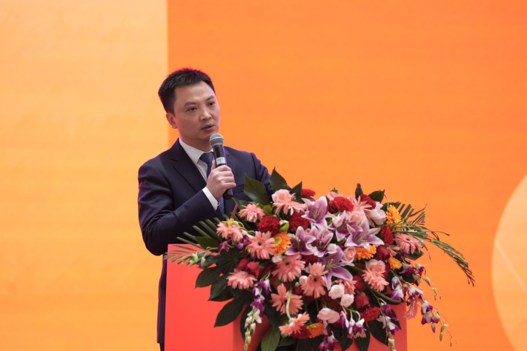 何东键