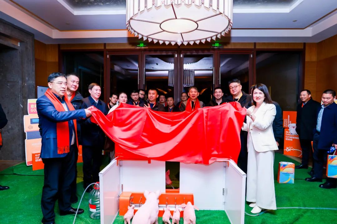 揭开超级智能奶爸机神秘面纱