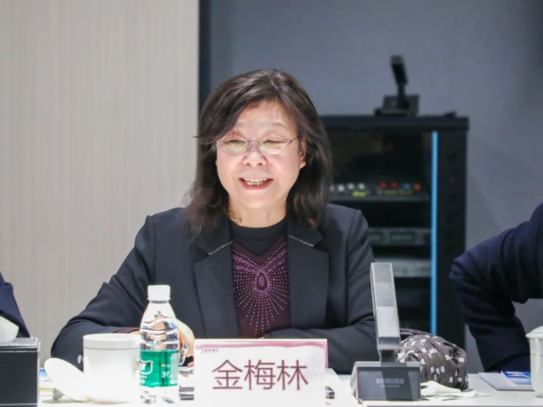 金梅林