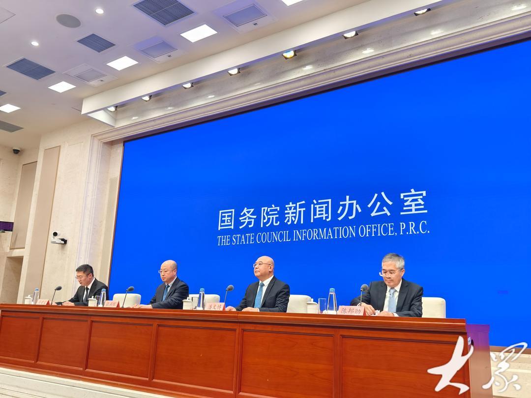 农业农村部：政策稳产能，市场调产量，盯住3900万头能繁母猪“总开关”
