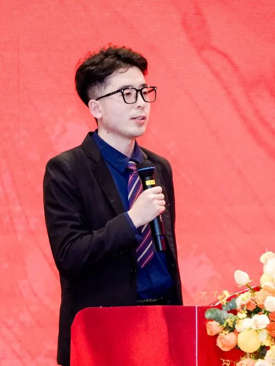 优秀员工代表发言