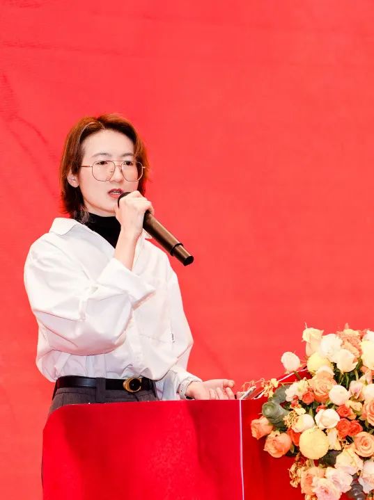 优秀员工代表发言