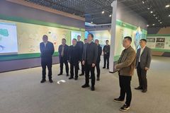 眉山市副市长林双全调研德康通内斯，政企合力打造生猪全产业链&quot;国际标杆&quot;
