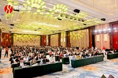 铁骑力士亮相颐和论坛2025，首席信息官熊峰分享饲料精益运营创新成果