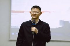 德康集团开展文化培训，董事长总裁领航干部能力提升