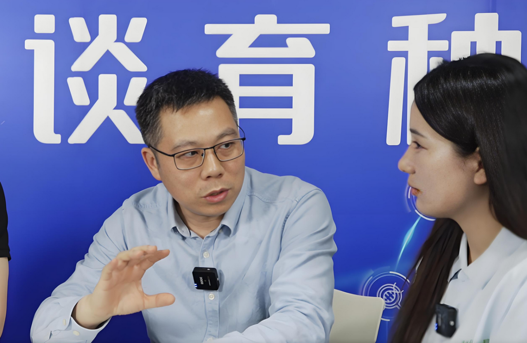 李新云