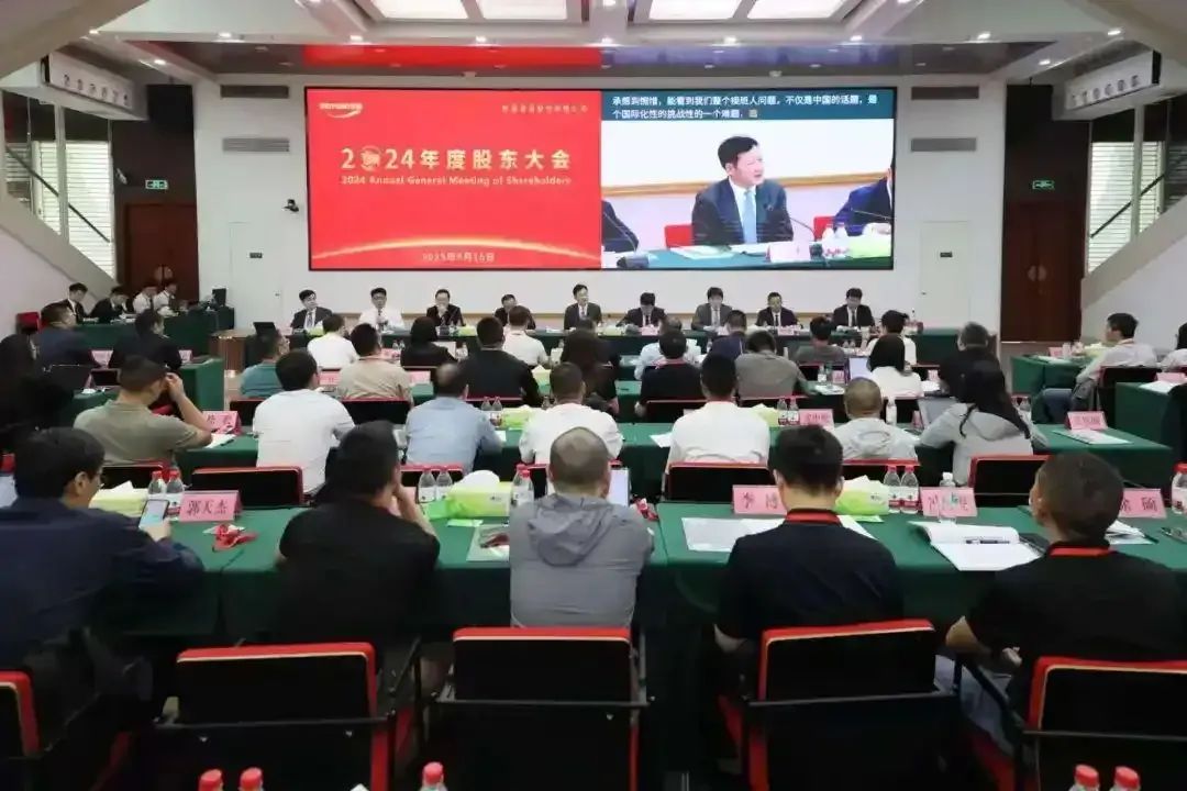 秦英林：牧原管理层及早建立了接班人制度，培养了二代接班人
