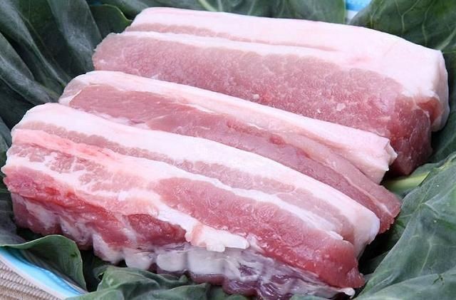 5月8日全国农产品批发市场猪肉平均价格为20.45元/公斤，比昨天上升0.3%