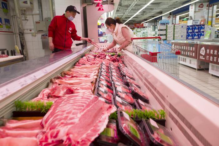 6月7日全国农产品批发市场猪肉平均价格为24.17元/公斤，比昨天上升0.8%