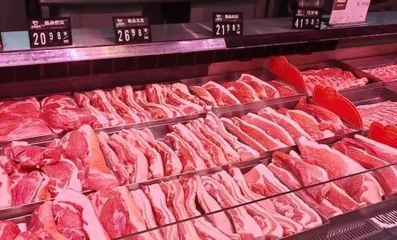 7月4日全国农产品批发市场猪肉平均价格为24.31元/公斤，比昨天上升0.8%