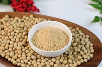 日跌超100元/吨！豆粕降价潮再起，饲料价格究竟会走向何方？