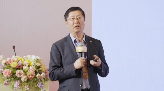 一头仔猪相差70-80块钱，专业化高品质比低成本更有未来！
