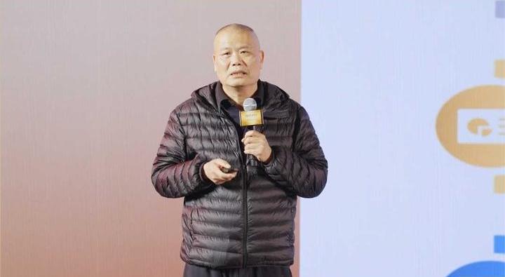 双阴仔猪一头多卖50-60元！猪场如何稳定蓝耳？