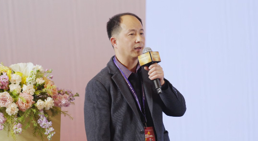 蓝耳病的防治最关键一点：确保蓝耳毒株的单一性！蓝耳苗建议只用一家，不要用多家